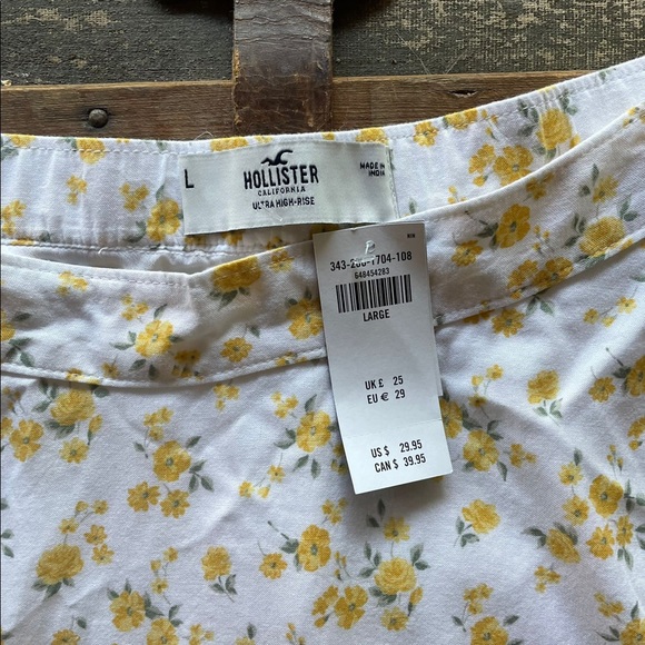 hollister skater skirt - Picture 3 of 3